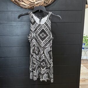 Forever 21 Black and White Geometric Mini Dress